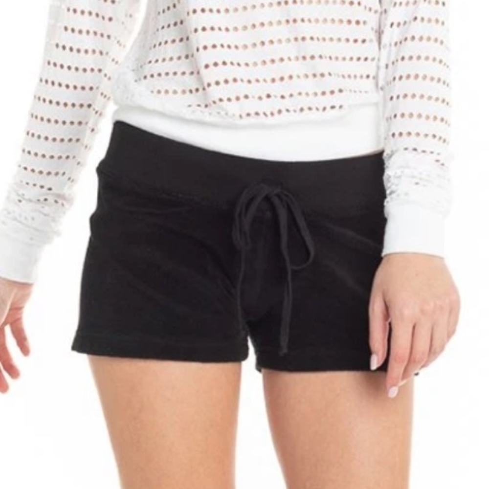 Hard Tail Black Shorts